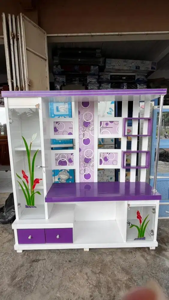 Rak TV / Meja TV Minimalis Modern