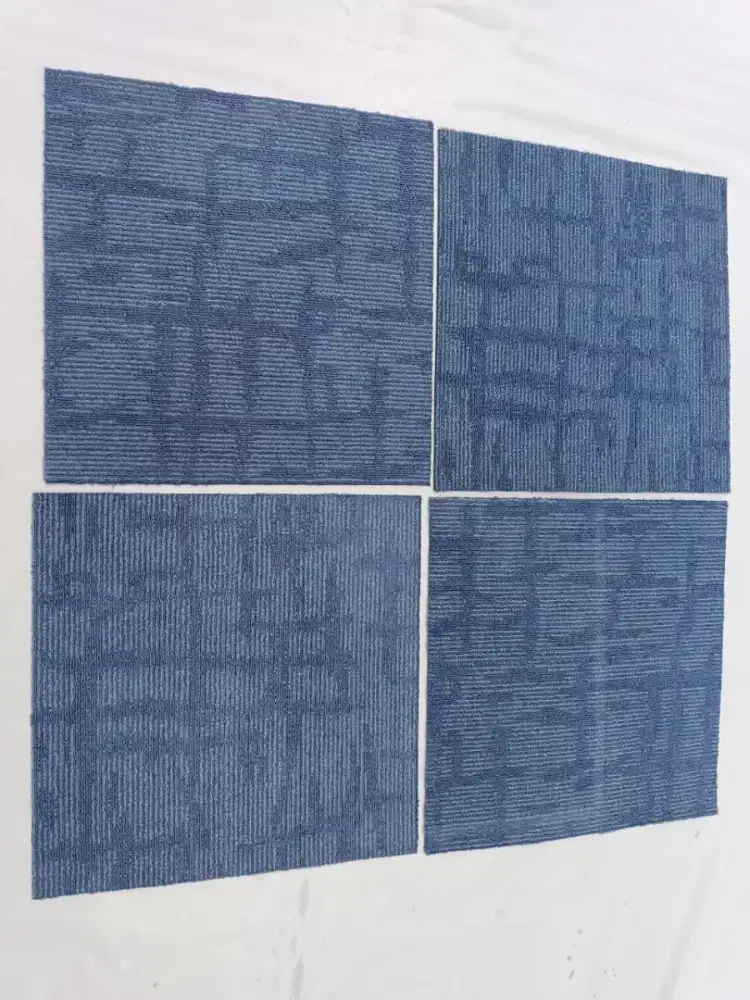 Karpet tile bekas kondisi premium