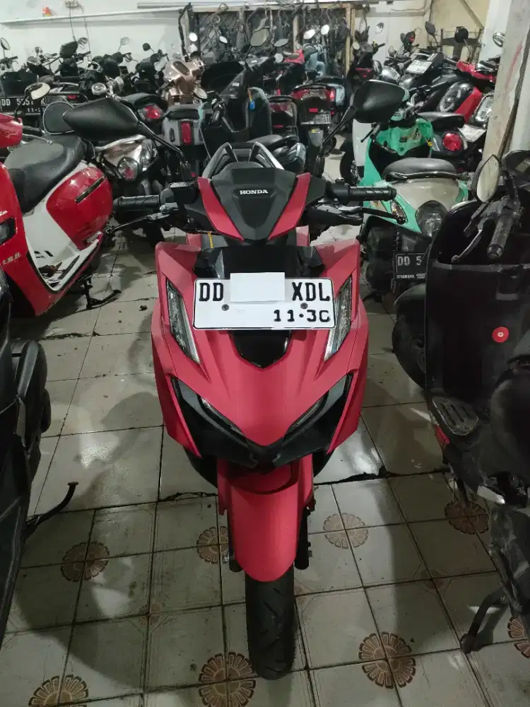 Honda Vario cbs 160cc 2025 merah