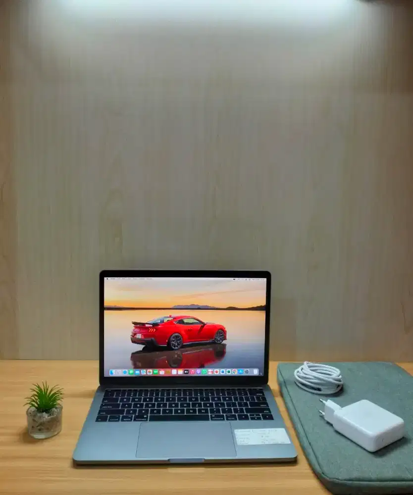 Macbook Pro non touch bar 2017