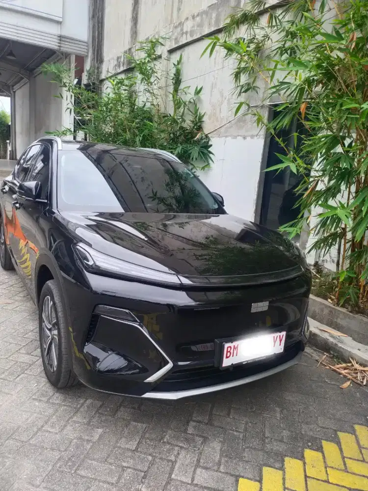 Geely Starray EM-i SUV Hybrid