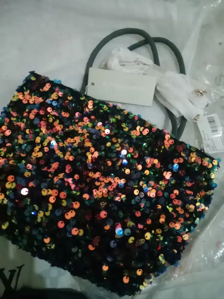 Di jual tas ori merk Essentials