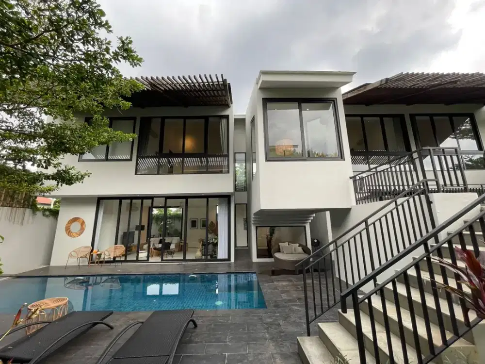 DIJUAL RUMAH VILLA SURALAYA RESIDENCE KEMANG TIMUR JAKARTA SELATAN – Hunian Premium Ekspatriat