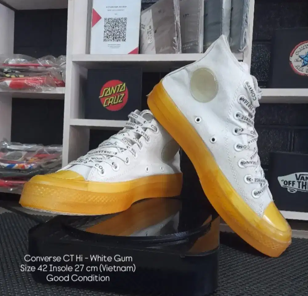 Converse Chuck Taylor High White Gumsole Size 42 Insole 27