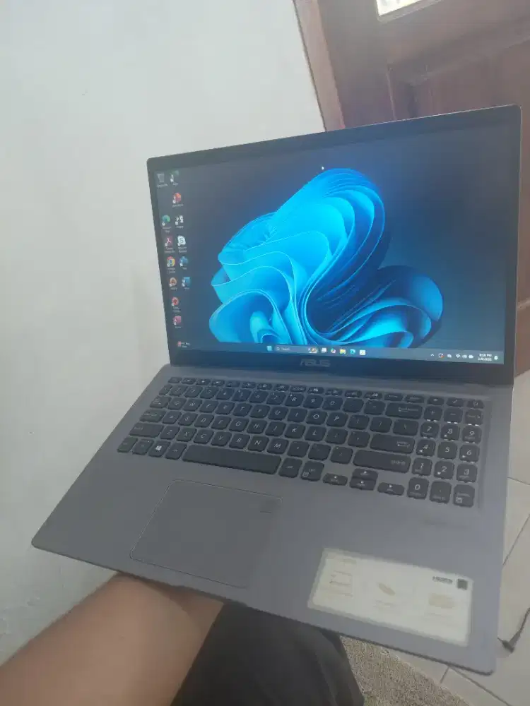 Asus Vivobook i3 1005G1/4/512Nvme FHD Backlight
