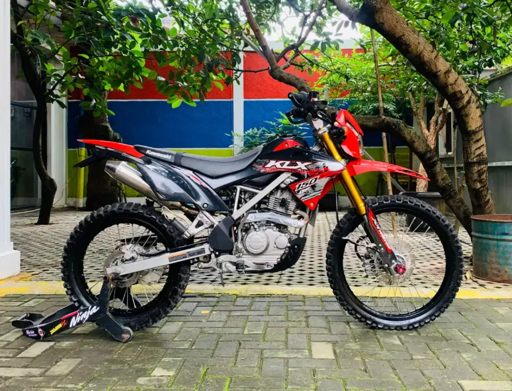 Kawasaki klx 150 bf