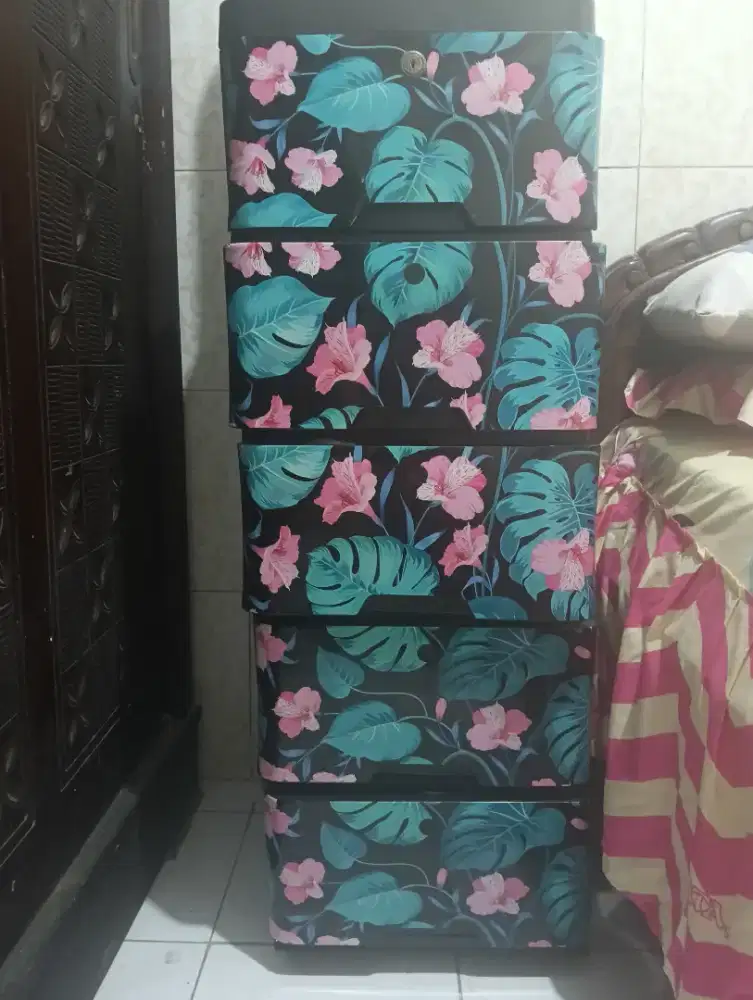 Lemari kabinet 5 rak