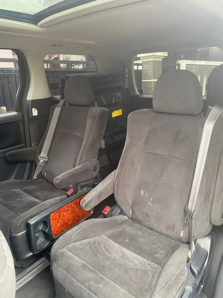 Toyota Vellfire 2011 Bensin