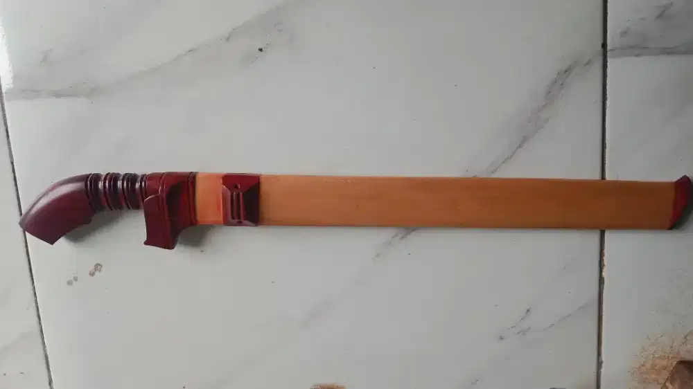 Parang mandau sudah di restorasi dengan gagang golok