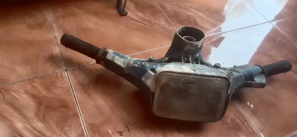 Batok kepala vespa tv kotak spido tombol2 lengkap Monggo murah