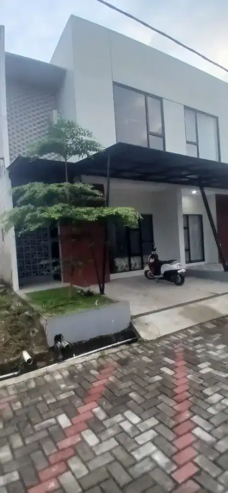 Over Kredit Rumah 2 Lantai (Unit Baru)