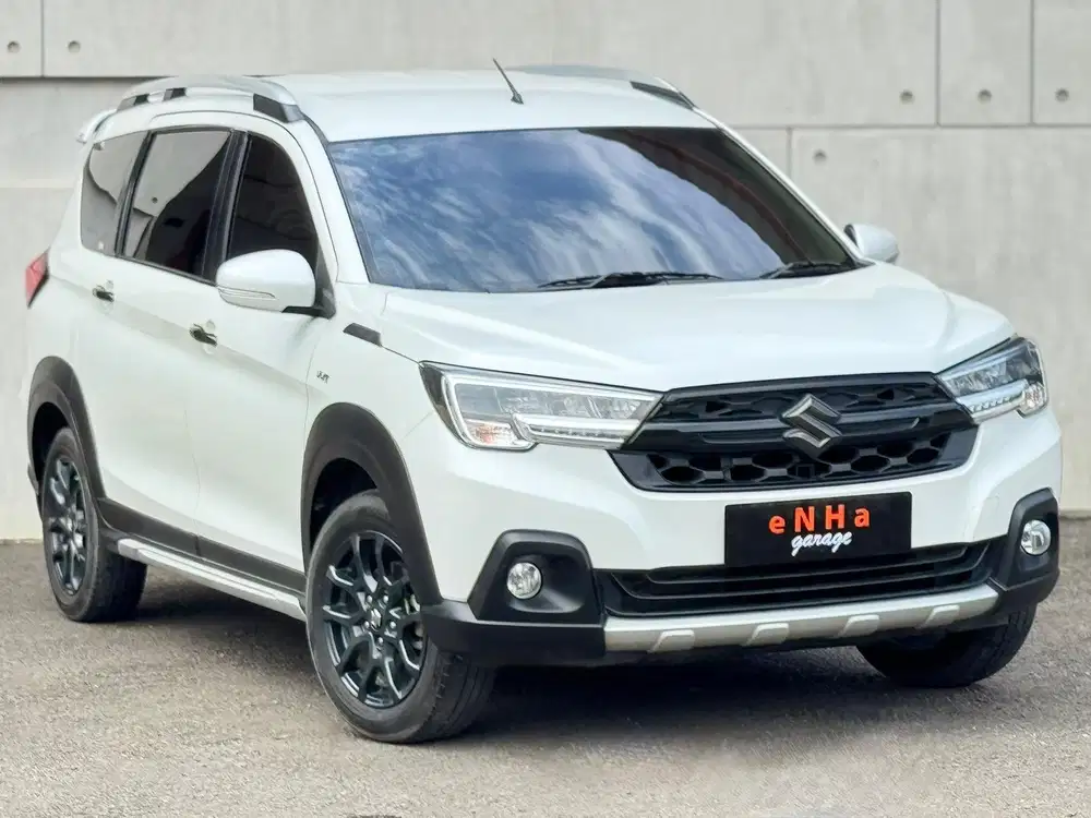 KM 27rb.. Suzuki XL-7 Betta Hybrid A/T 2023.. eNHa garage Semarang..
