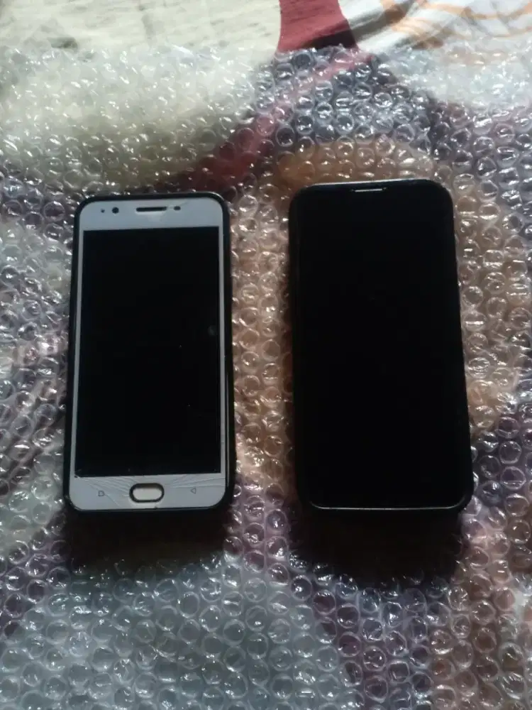 Oppo F1s & realme C2 Murmer