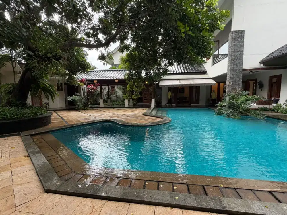 Dijual rumah di Jln Tumaritis Cilandak