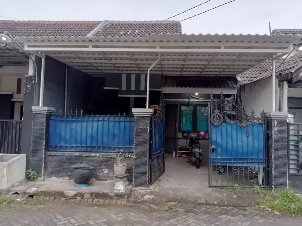 DIJUAL RUMAH SIAP HUNI DI TAMAN SIDOARJO HARGA 520JT NEGO