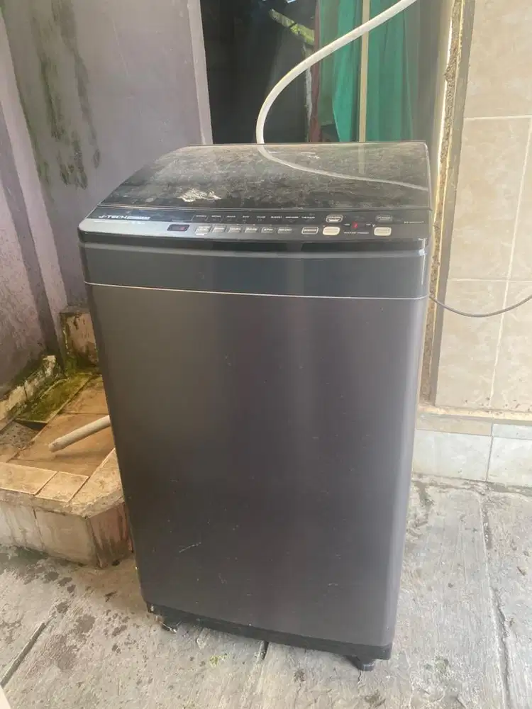 Mesin cuci merk sharp J tech inventer 9,5 kg