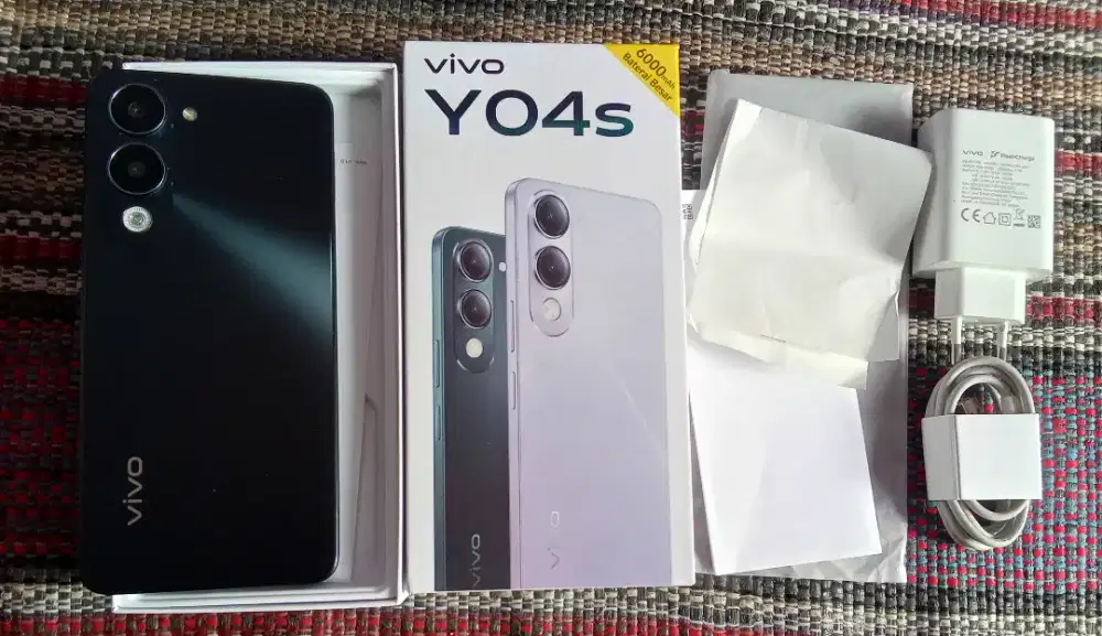 VIVO Y04s RAM 4+4/128