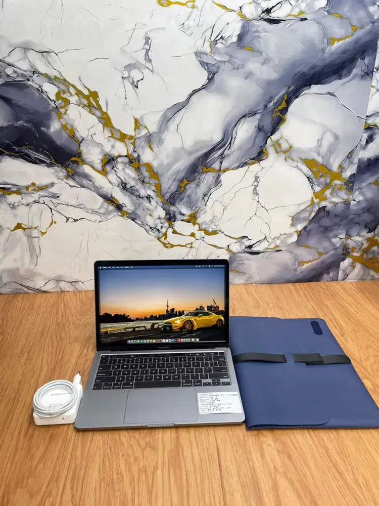 Macbook Pro Retina 13 2020, Garansi 2bulan