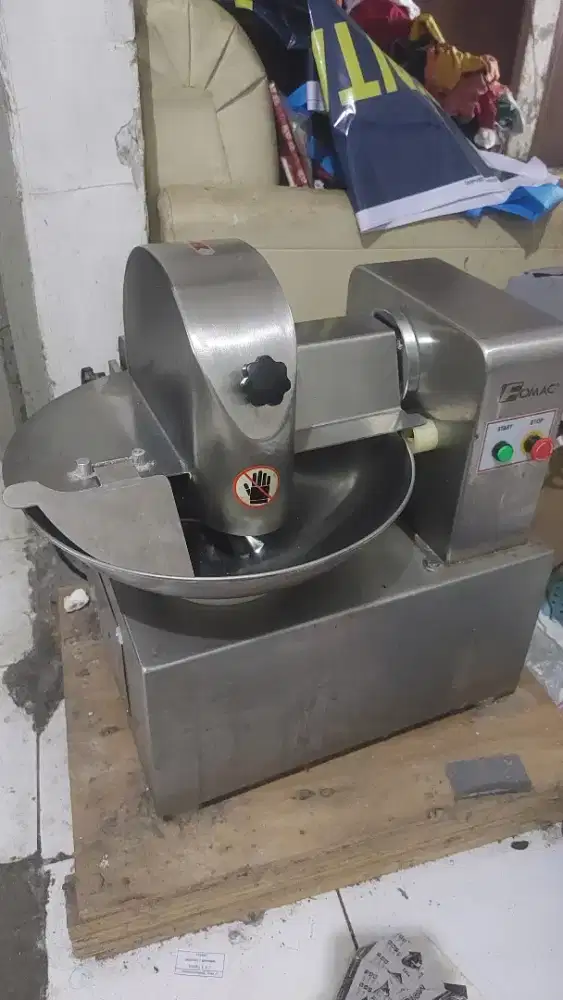 Mesin Penghalus/Penggiling Daging (Bowl Cutter) FOMAC MMX-TQ5S