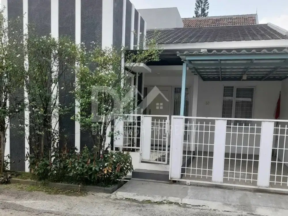 Rumah dijual CEPAT di Graha Raya Tangerang siap huni dekat pintu toll