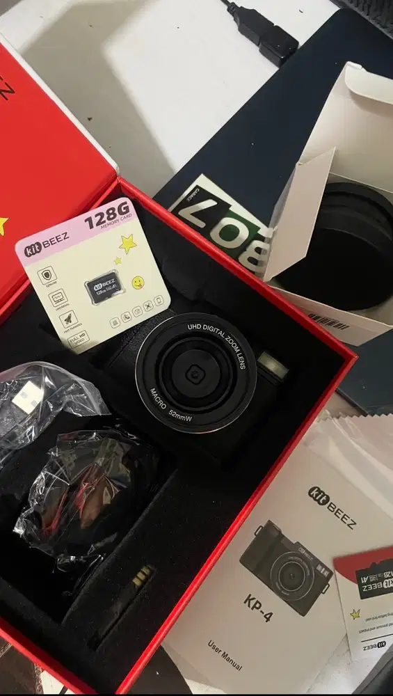 kitbeez kp 4 + Lensa