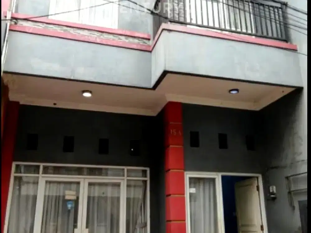 Rumah Cantik  Lokasi Strategis Semi Furnished Nyaman Untuk Hunian