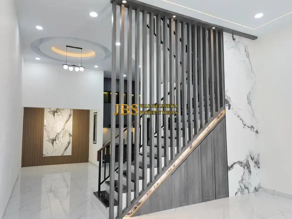 Jual Rumah Baru 2,5 Tingkat di Komplek Darling House Medan Jalan Suluh