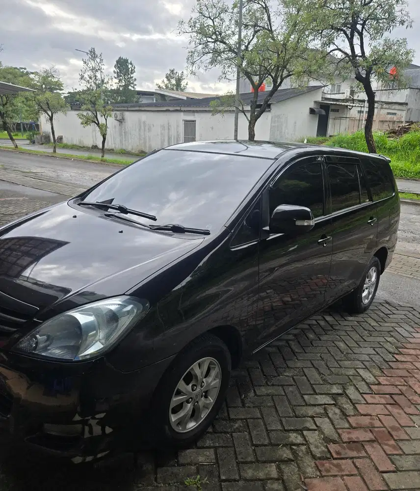 Toyota Kijang Innova 2010 Diesel