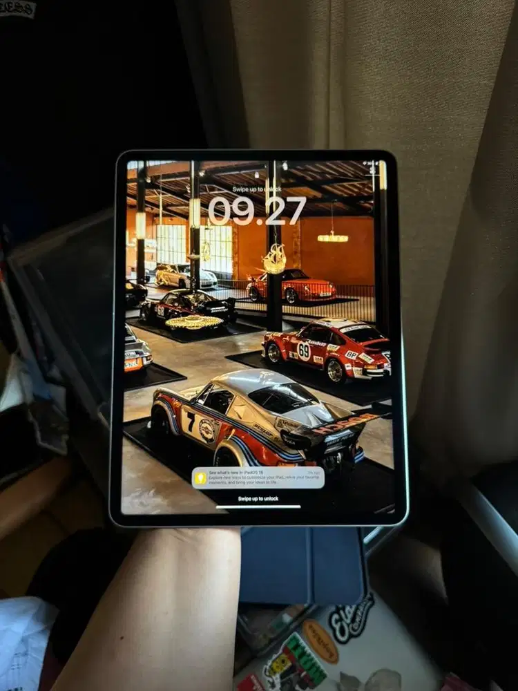 ipad pro 12.9 gen 6 M2 256gb wifi only