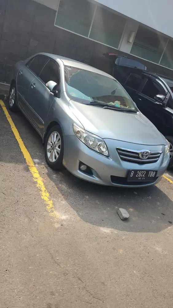 Toyota Corolla Altis 2010 Bensin