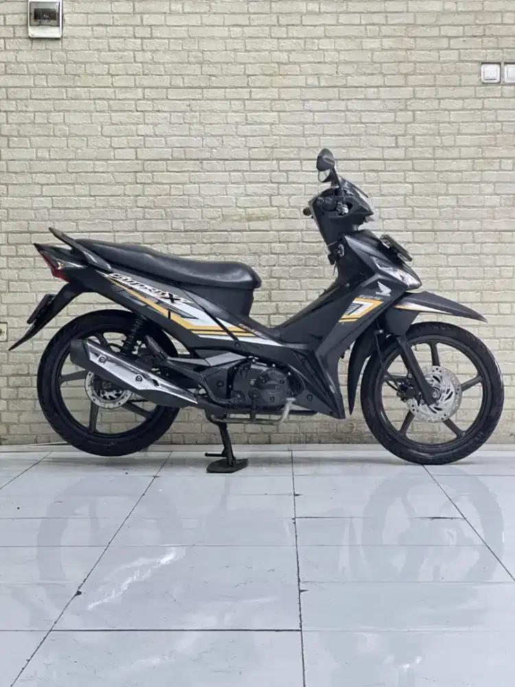 Termurah‼️Honda Supra X 125 FI CW 2022 Black Favorit - Dava Mustika