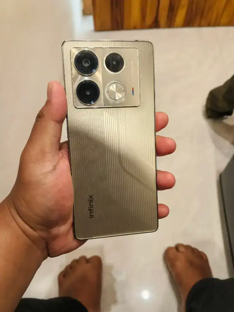 Infinix note 40 pro bmw