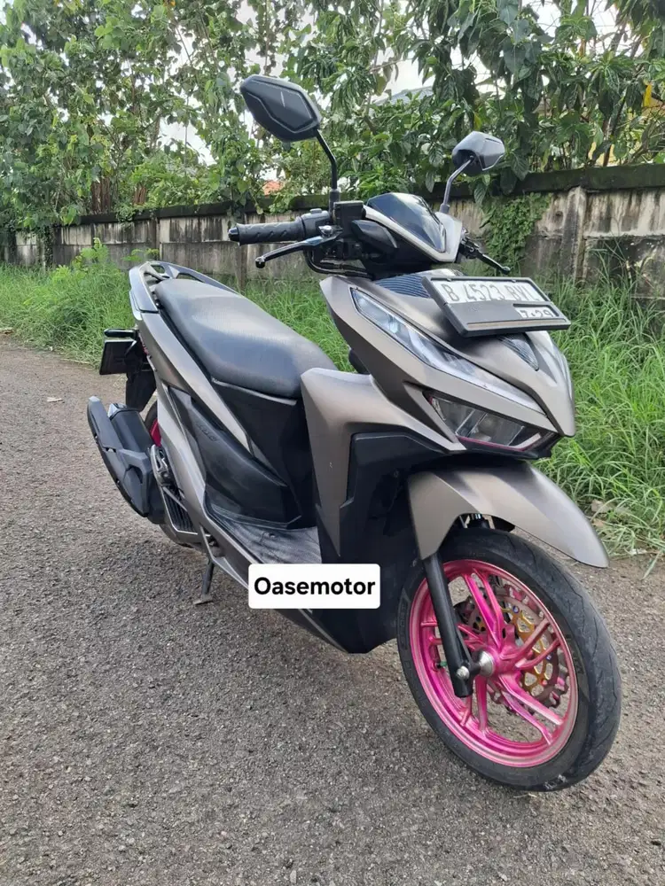 (B) Honda Vario 150 CBS ISS Tahun 2019