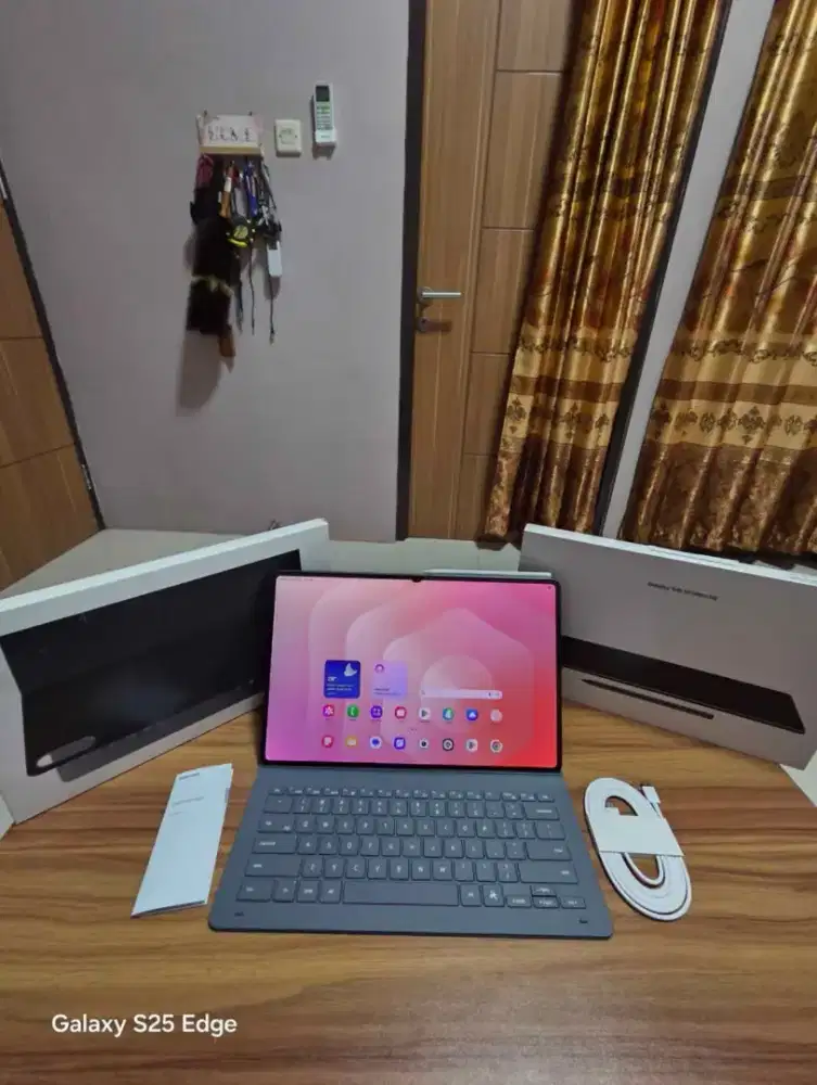 Samsung galaxy tab s11 Ultra 5G 12/256gb plus keyboard