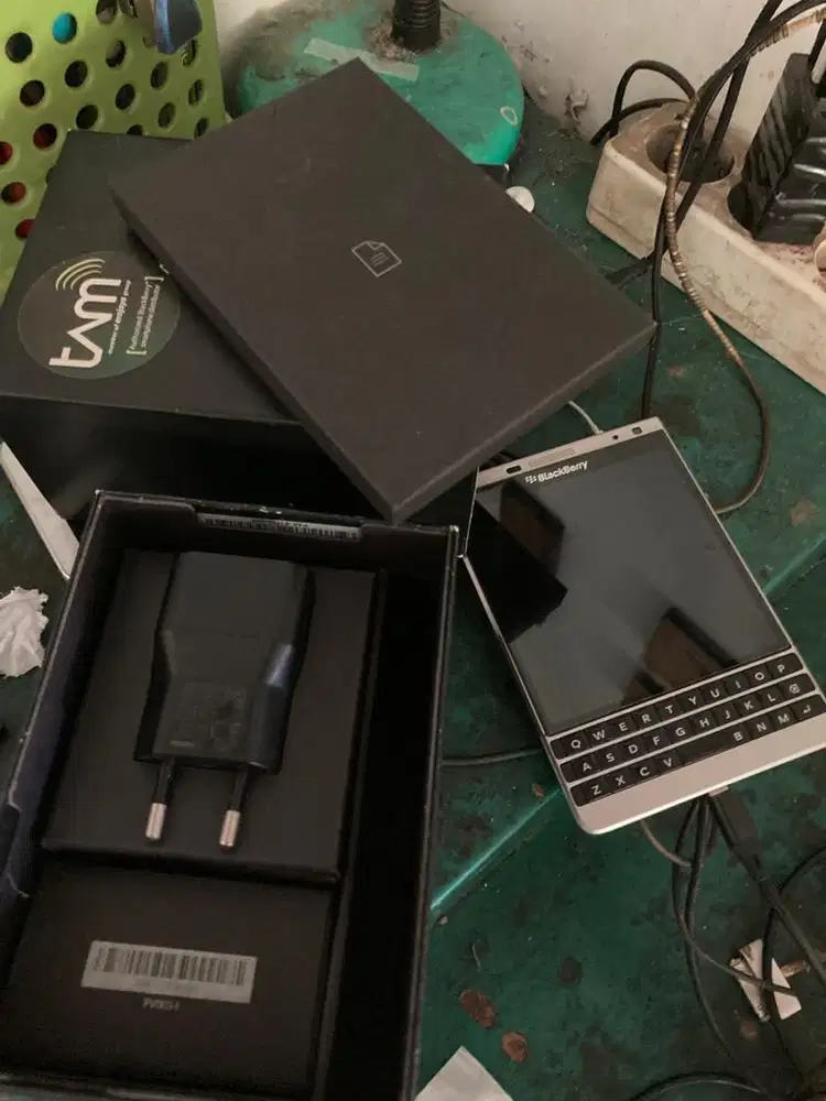 Blackberry Pasport silver edition