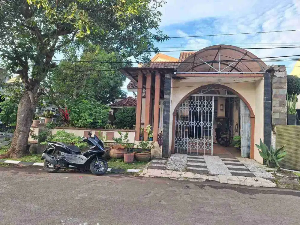 Rumah Dijual Pamulang Second Strategis Nego