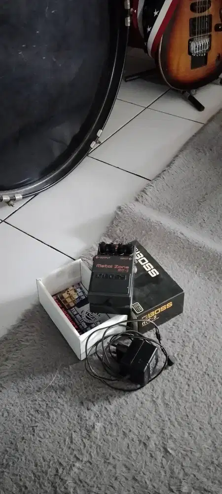Efek gitar Boss mt-2