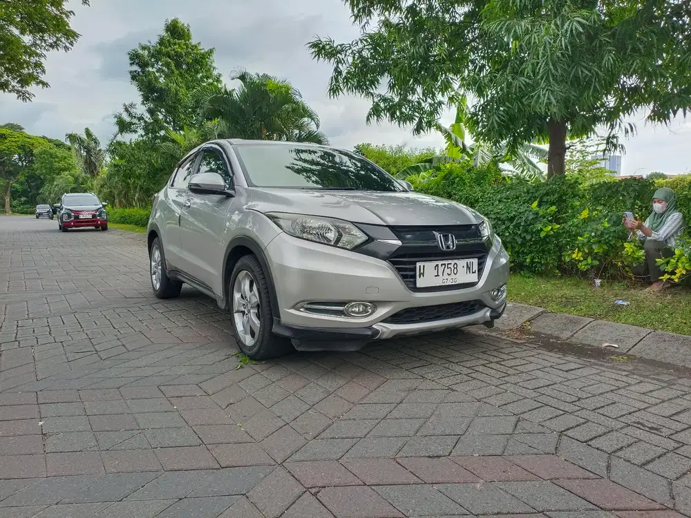 Honda HR-V E 1.5 Automatic