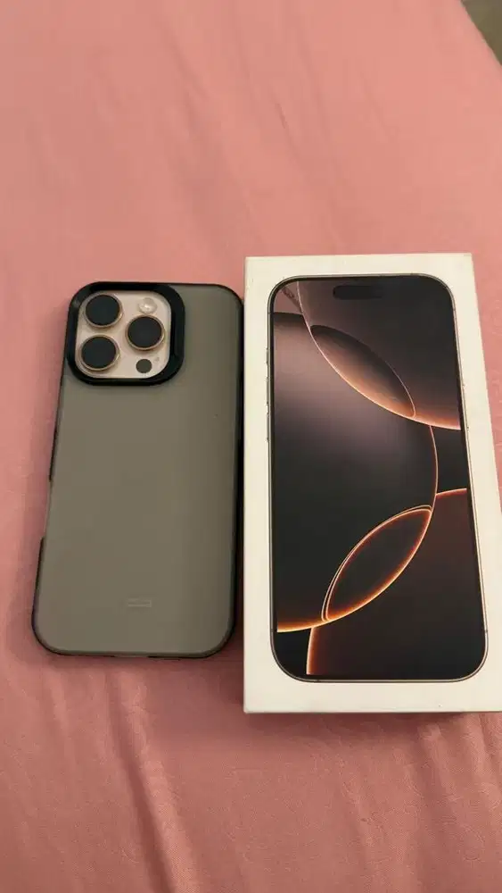 IPHONE 16PRO LIKE NEW