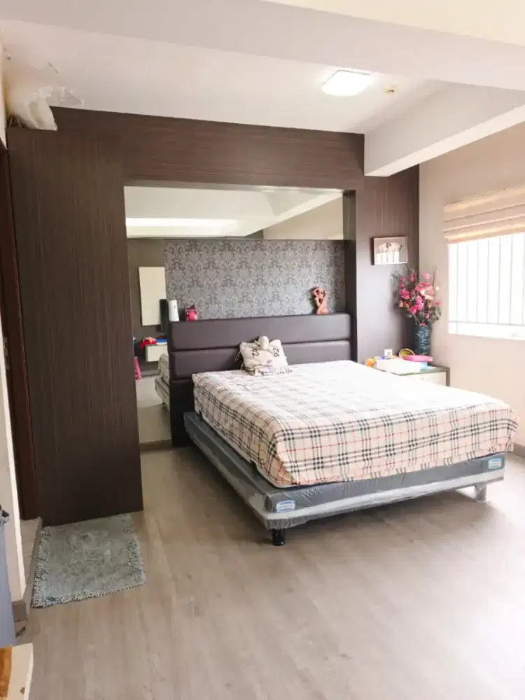 Apartemen puri park view