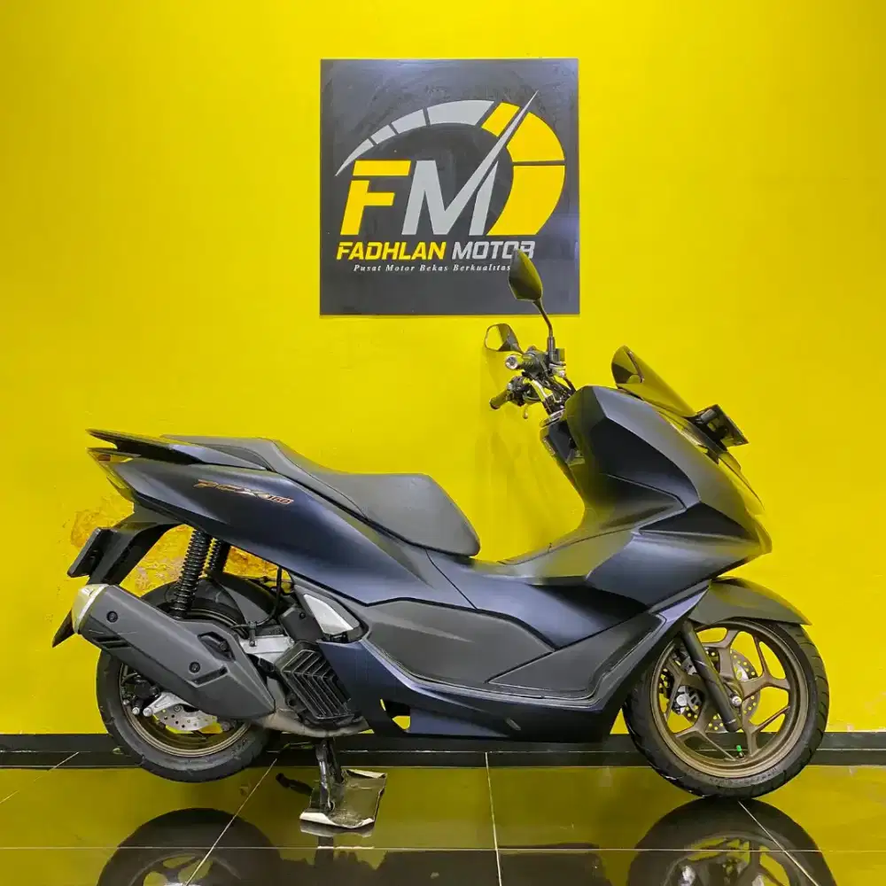 Honda PCX 160 ABS Tahun 2024 km low full orisinil Joss Istimewa