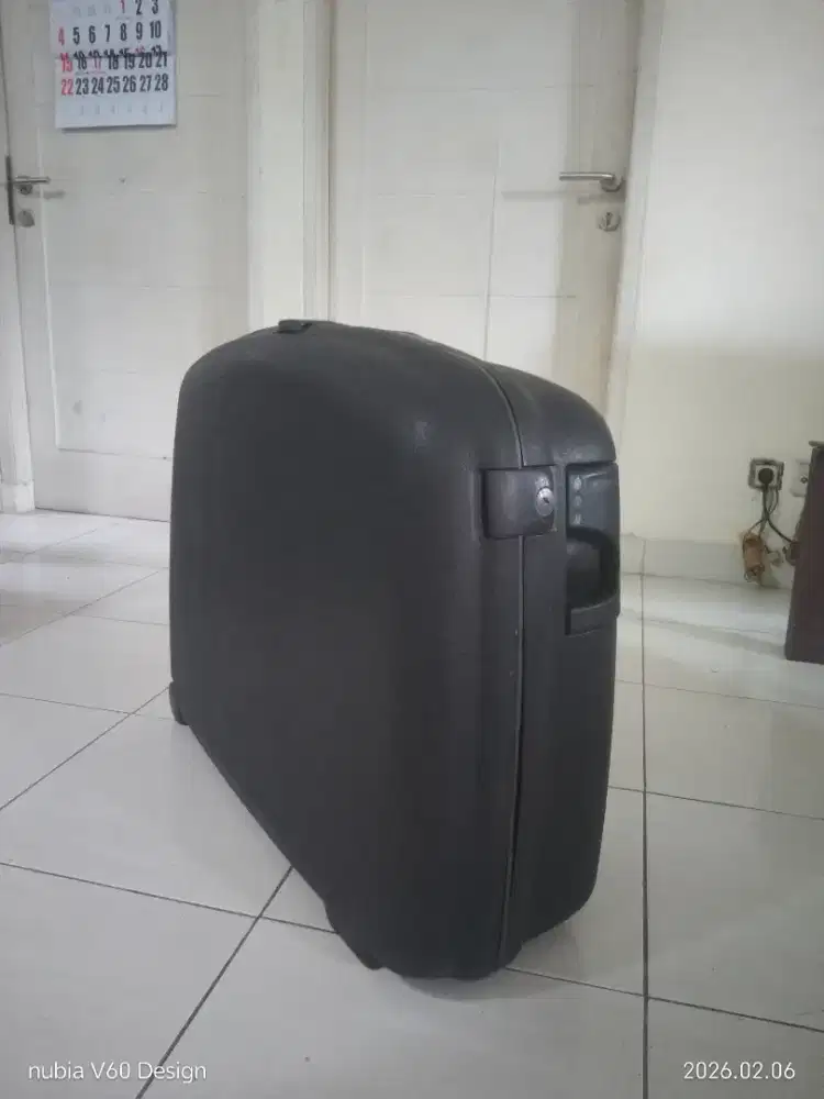 koper samsonite size 28 inci