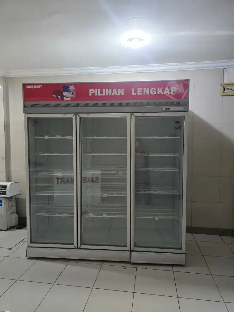 Dijual Showcase GEA Expo-1900 IC (3 pintu) & AC Midea 2PK (2 unit)