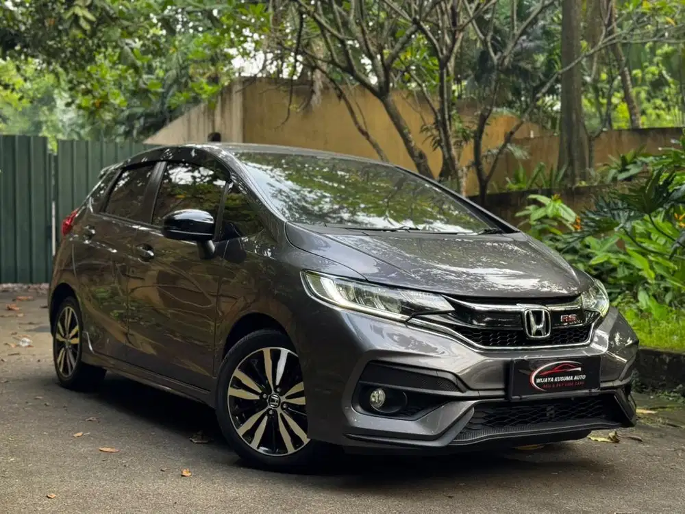LOW KM!! Honda Jazz RS GK5 1.5 CVT 2019 Facelift