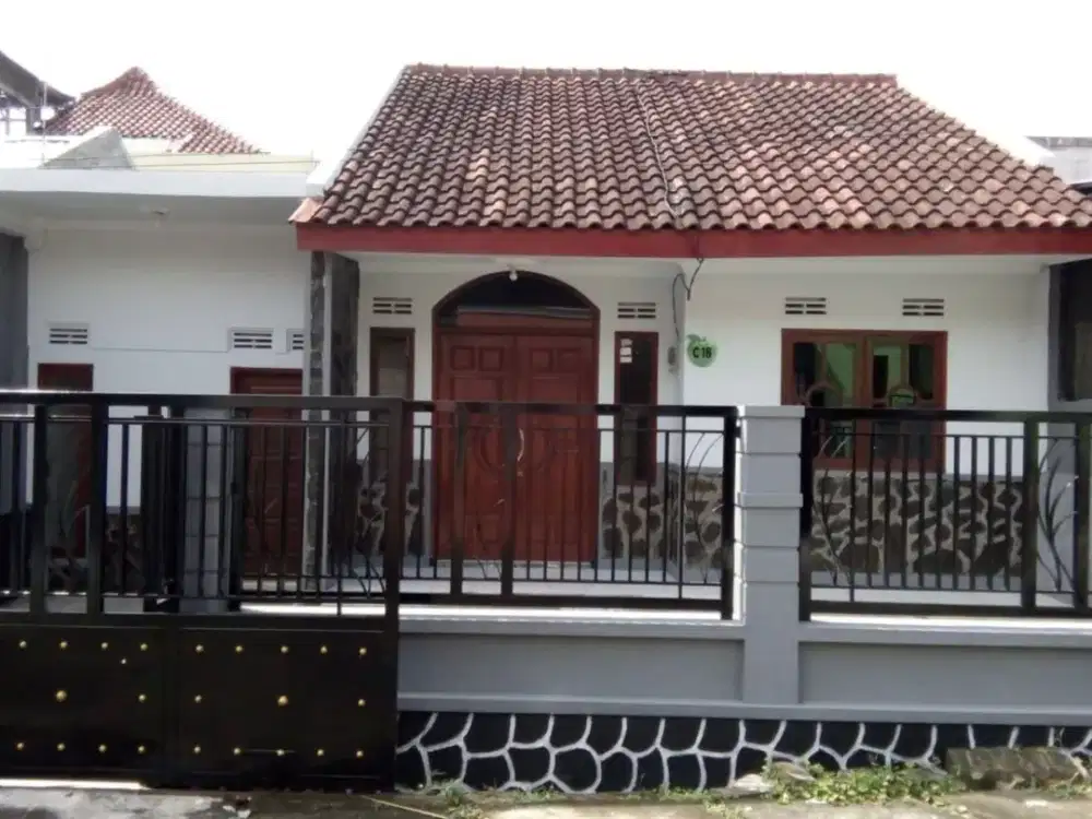 DIJUAL RUMAH SIAP HUNI – AKSES MOBIL SEBELAH NILAYA KOTA BATU