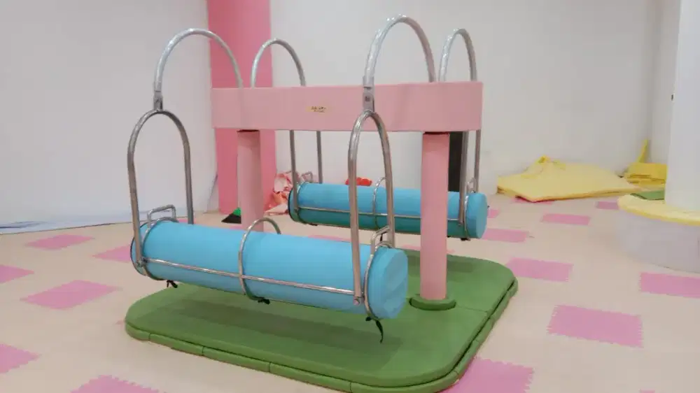Open order kelengkapan Playground indoor mini ride, roll swing