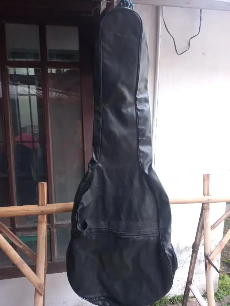 Tas Gitar Bisa Di Ransel