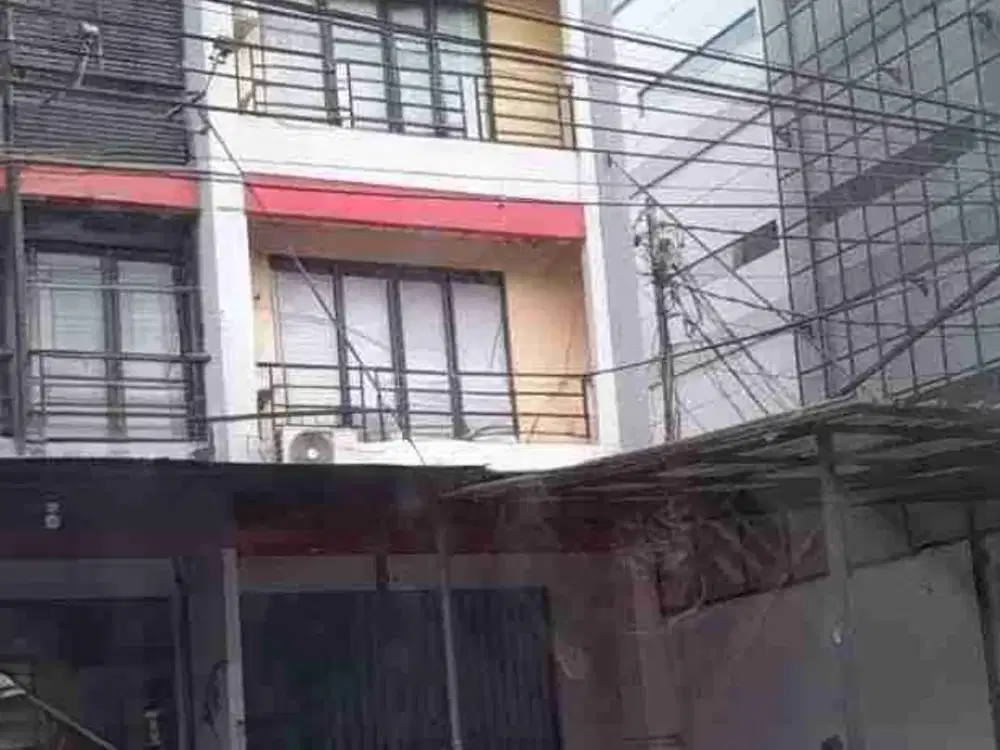 di sewakan ruko lokasi premium di haji nawi