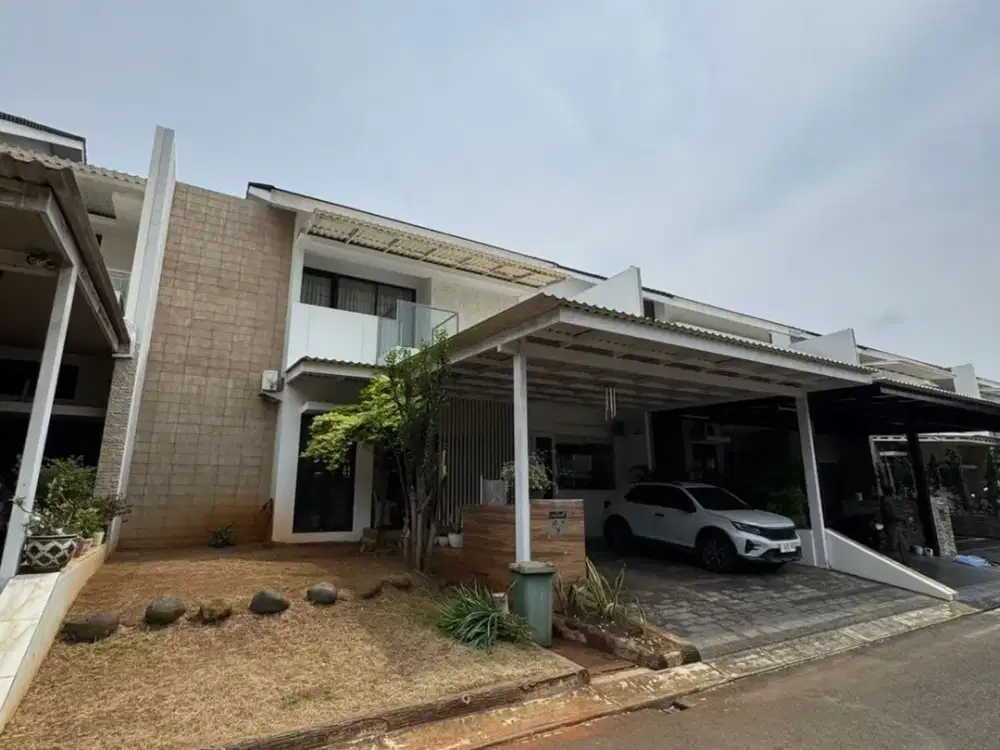 Dijual Rumah Letak Strategis di Harapan Indah