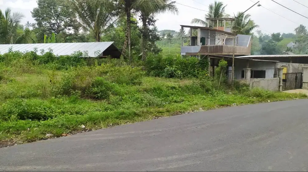 Tanah dekat pasar pakisaji